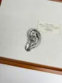 Minimalist silver ear-shaped brooch with sleek polished finish for suits and sweaters - 54 Creative Ear Shape (XZ0124) / Silver