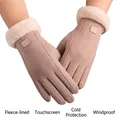 Warm khaki suede winter gloves with faux fur trim and touchscreen function for women - One Size / Beige With Label