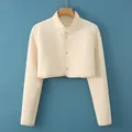 Chaqueta acolchada crema con cuello alto y cierre de botonadura sencilla - L / Algodón de Color Manga Larga Cuello Alto