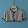 Fleece-lined grey shoulder warmer with black trim and buttons for neck protection - M / Short Sleeve Round Neck / Gray