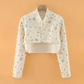 Quilted thermal shoulder neck warmer in beige with floral bird patterns for women - M / Tops / Floral Elephant (Stand Collar Lengthened)