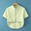 Haut court d'été vert clair à manches courtes avec col montant et boutons gris - Green (Short Sleeve)