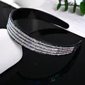 Funkelndes breites AB-Rhinestone-Haarband mit rutschfesten Zähnen in glamourösem Schwarz - Marineblau & AB Strass