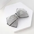 Pasador de pelo con lazo de diamantes de imitación brillantes y base negra elegante - 12cm Grande Oblicuo Strass Blanco