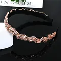 Diadema de lujo en terciopelo negro con brillantes cristales color champán y pedrería - Estilo plisado estrecho / Cristal de vidrio champaña