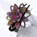 Pinza para el pelo negra con forma de flor y brillantes cristales de colores vivos - Estrás Colorido (16 Estrás Completo 6 Pétalos Hueco)