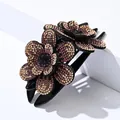 Pinza de pelo grande con diseño de doble flor y brillantes diamantes de imitación - Borde Redondo Doble Flor (0415-1) / Circón Púrpura Profundo