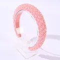 Serre-tête baroque rose avec perles de cristal élégantes sur bandeau large rembourré - Rose