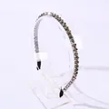 Diadema fina con cuentas de cristal gris negro y oro pálido y puntas antideslizantes - Gris