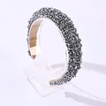 Barock-Haarreif mit metallgrauen Kristallen und Perlen, gepolstert für einen eleganten Look - Silber