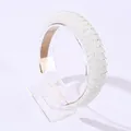 Diadema blanca ancha hecha a mano con perlas barrocas elegantes y forro de terciopelo - Blanco