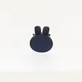 Pinza para el pelo de conejo negro mate con un diseño de conejito minimalista - Estilo Conejo Mate / Negro mate