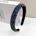 Haarreif im Barockstil mit schwarzen Kristallperlen auf dunkelblauem Satin-Stoffgrund - Pflaumenblüten-Stil / 2,5 CM Breit / Marineblau