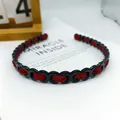 Diadema de satén rojo tejido con diseño de hebilla negra para peinado de mujer - Cadena en Forma de 8 Tejido de Satén / Burdeos