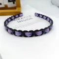 Diadema de cadena tejida con cinta morada y marco negro para un peinado elegante - Cadena en Forma de 8 Tejido de Satén / Violeta Claro