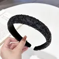 Diadema negra acolchada con cristales brillantes, accesorio de lujo para el cabello - Rombo / Circonita Negra