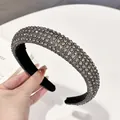 Diadema acolchada con cristales grises brillantes y diseño de lujo en terciopelo ancho - Corazón de Circoncito Completo / Diamante de imitación gris transparente