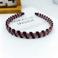 Diadema de moda en resina negra con tejido de cinta de raso bronceado para mujer - Gran H Geométrica Satén / Rosa Melocotón