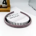 Diadema de moda en tela malva con dientes antideslizantes para accesorios de mujer - Brillante Envuelto Dentado / Rosa