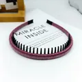 Diadema elegante de tela color malva con dientes antideslizantes para mujer - Hilo Dorado Envuelto Dentado / Rosa Oscuro