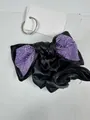 Elastico per capelli con fiocco glitterato e strass viola su raso nero - Strass Viola