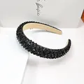 Serre-tête noir rembourré avec cristaux scintillants pour coiffure élégante de femme - Strass à Motif V Noir