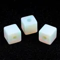 Synthetische Mondstein Opal Würfelperlen mit 5mm Loch für DIY Schmuckherstellung - Opalit (Synthetisch) (Einzelne Perle)