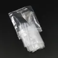 Detailopname van heldere PE-gripzakjes met het duurzame hersluitbare sluitmechanisme - 4*6 cm (100 st./zak, 34 g) / Transparante hersluitbare zak