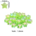 Perles en forme d'étoile acrylique irisée 10mm vert clair pour création de bijoux - Pack de 100 / Vert clair