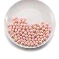 Makroaufnahme von facettierten hellrosa Acrylperlen mit Perlglanz in weißer Schale - Kugelförmige facettierte Perle / 50 Stück/Packung (8mm) / Rosa