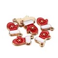 Pendentif de Noël en forme de gant en alliage avec émail rouge et motif flocon de neige doré - Style de Gant Rouge de Noël / Lot de 10