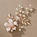 Detail of floral bridal hair clip with gold alloy petals and white pearls accessories - Gold (HS-J5570)