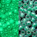 Cuentas de vidrio luminosas de 3mm verde claro con brillo arcoíris para bisutería DIY - Estilo Irisado / 3mm, 600 Piezas/Paquete / Verde oscuro