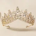 Corona de novia barroca dorada con cristales brillantes y piedras de lágrima - Oro + Strass Blanco (TS-J2482GOLD)