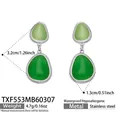 Edelstahl-Ohrringe mit grünem Katzenauge-Stein im asymmetrischen Tropfendesign - Ohrringe / Stahl & Grün