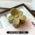 Matte olive green flower hair claw clip in resin material with 4x4x3.5cm dimensions - Light Coffee