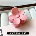 Pink flower hair claw clip in matte resin finish, 4x4x3.5cm size for elegant styling - Pink