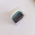 Set de 4 pequeñas gomas de pelo en espiral mate en blanco azul y negro con caja - Estilo Colores Morandi / Envase tipo caja