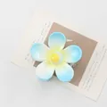Blau-weiße ABS-Harz-Blumenhaarklammer mit gelber Mitte im dekorativen Vintage-Stil - Blau