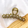 Pinza para el pelo de flores verde oliva traslúcido con perlas decorativas - 13.5cm / Verde Mostaza