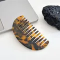 Minimalist tortoiseshell acetate half-moon comb with retro amber and brown patterns - Dark Tortoiseshell / Leopard Print