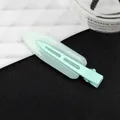 Barrette à cheveux en acrylique vert menthe mat avec base en métal assortie - Vert menthe