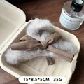 Plüsch-Haarklammer aus Kunstpelz mit dunkelbrauner Stoffschleife, weicher 15cm Clip - Hellgrau