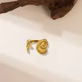Bague ajustable en or avec étoile de mer et coquillage, design marin vintage mat - Bague Ouverte Conque Étoile de Mer (F230) / Or