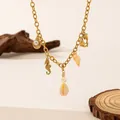 Collier en acier inoxydable doré avec breloques océan, étoiles de mer et perles - Collier Perle Artificielle Conque Hippocampe Coquillage (H1233) / Or