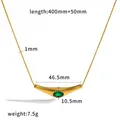 Halskette aus 18k vergoldetem Edelstahl mit Schlangenkette und grünem Stein - Grüner Strass Gebogener Stil (TN3737-GN) / 1 Stück / Gold