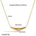 Eleganter 18 Karat vergoldeter Edelstahl-Schlangenkette mit funkelndem CZ-Anhänger - Weißer Strass Gebogener Stil (TN3737-WT) / 1 Stück / Gold