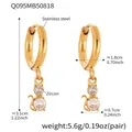 Golden cat-shaped earrings in stainless steel with sparkling zircon stone accents - Cat Motif (Q095)