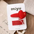 Set di 2 fermagli rossi festivi con cuore di velluto e fiocco di pizzo su cartoncino - Clip BB a Maglia Cuore