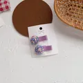 Detalle de pinzas para el cabello de tela floral morada para niñas en cartón - Pequeño / Púrpura